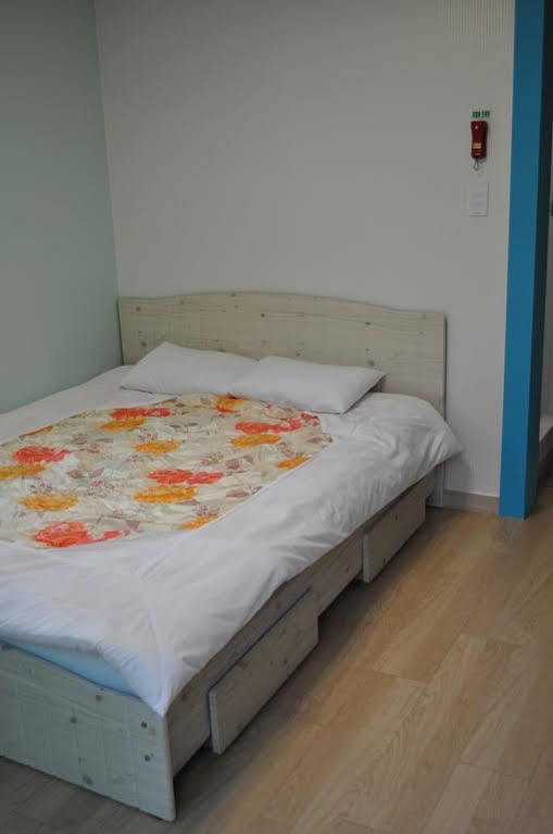 J-Honor Guesthouse Seoul Exterior foto